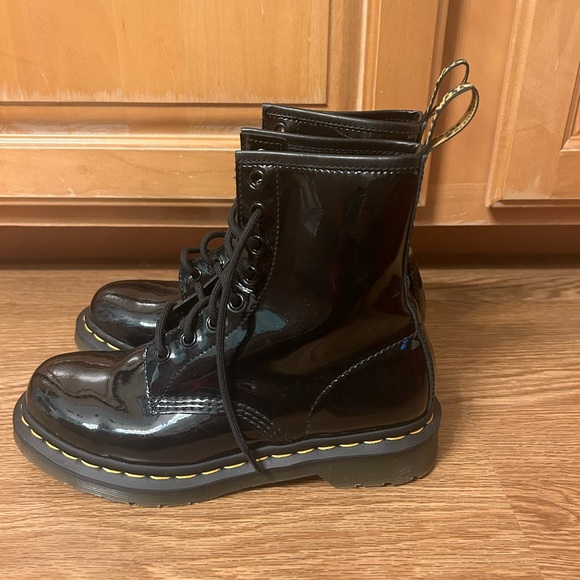 Dr. Martens black Airwair with bouncing soles combat boots size 6! - Picture 5 of 7